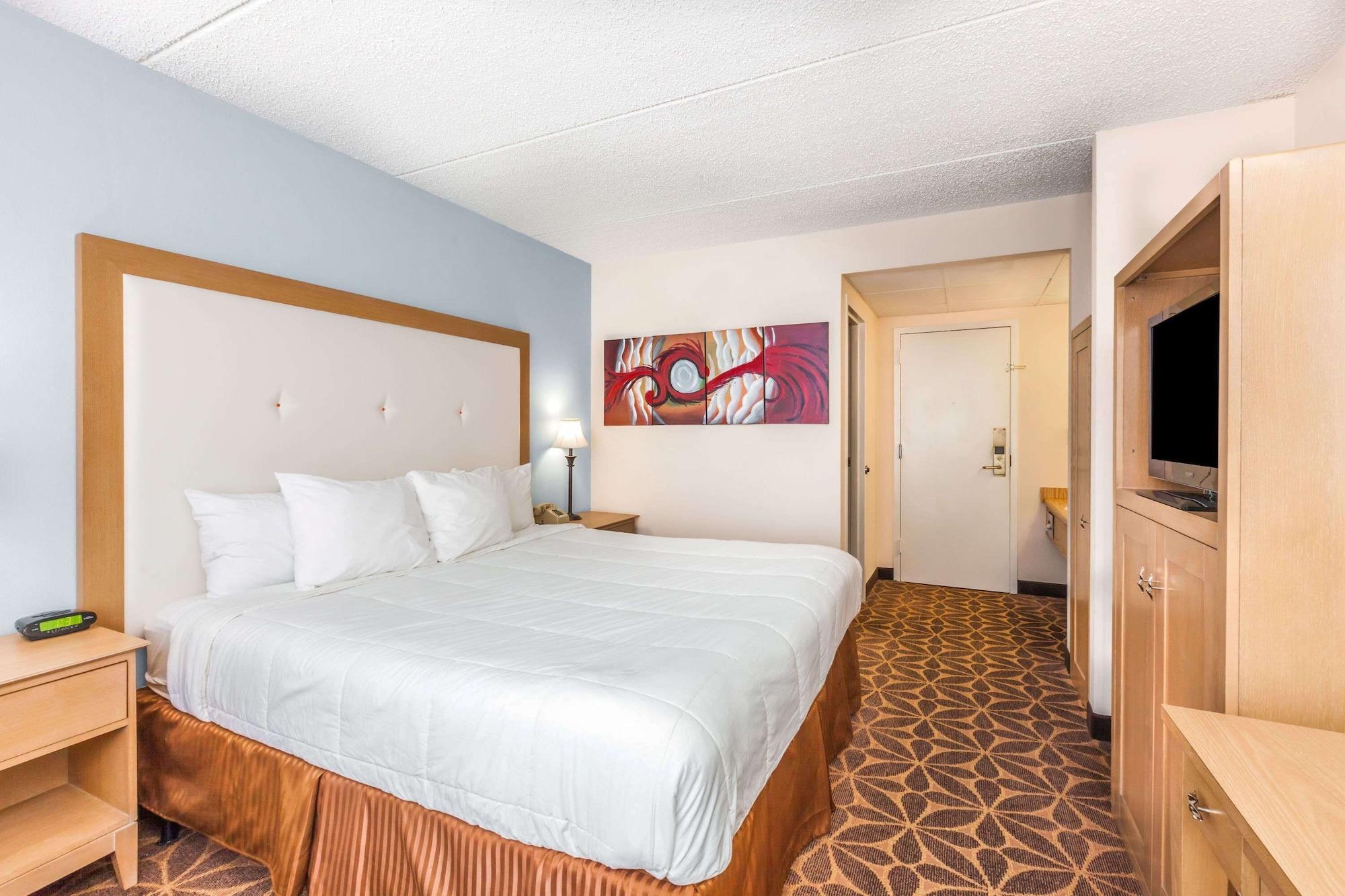 Days Inn Syracuse East Syracuse Kültér fotó